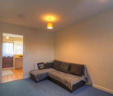 2 BED End of terrace house To rent - Photo 5