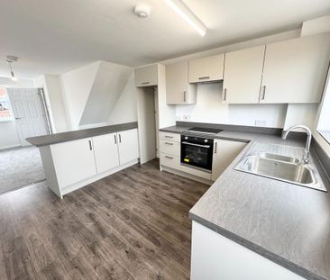 2 bedroom terraced house to rent - Photo 6