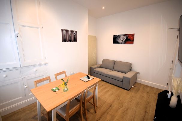 Room in a shared house, Newtown Road, Carlisle, CA2 - Photo 1