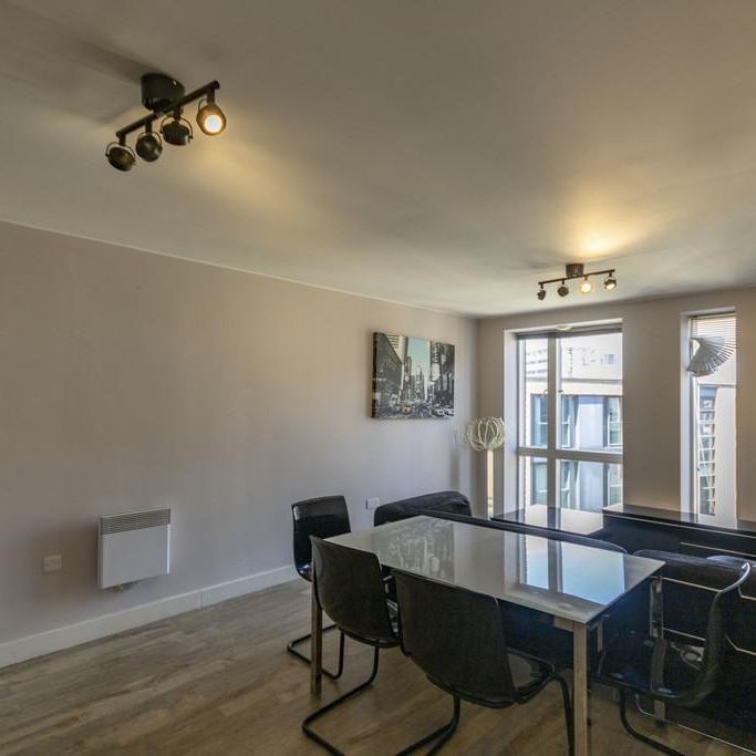 2 bedroom apartment to rent - Photo 1