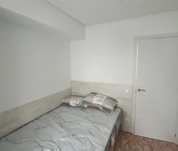 Piso de alquiler en Avenida del General Perón, 22, Cuatro Caminos -... - Photo 1