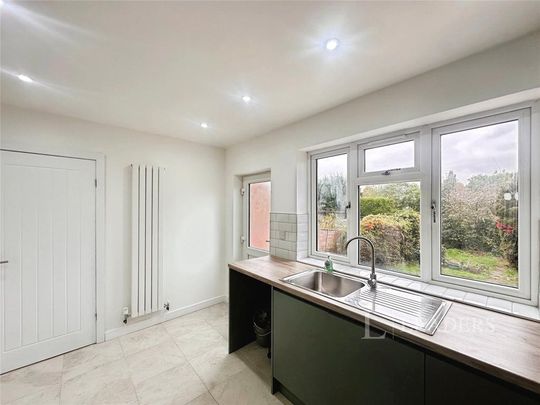 3 bedroom terraced house to rent - Photo 1