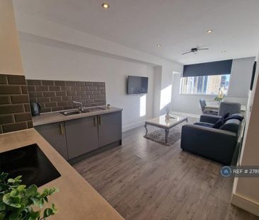 1 bedroom flat to rent - Photo 1