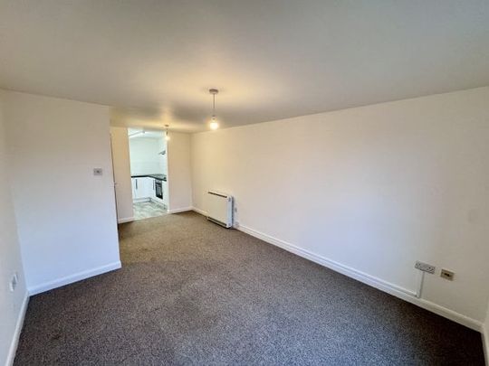 Trivett Sqaure, Nottingham, NG1 - Photo 1