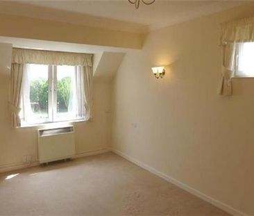 1 bedroom retirement property to rent - Photo 4