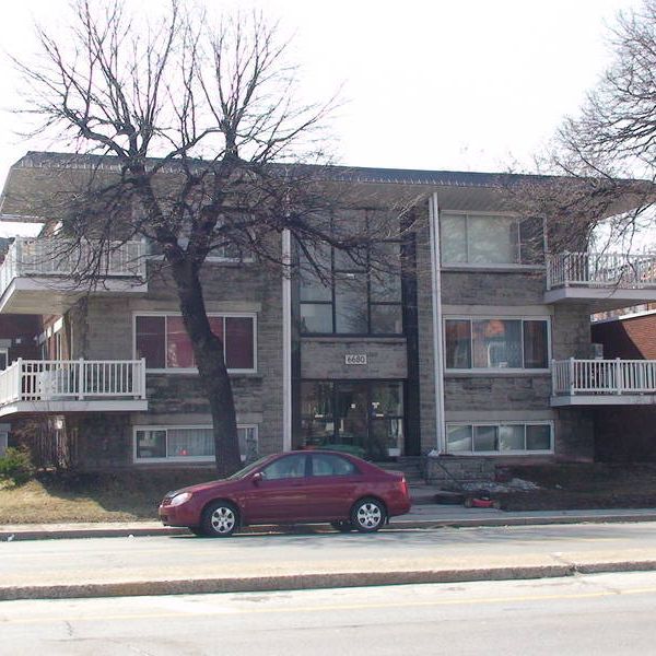 Très Grand 4 1/2 Deuxième étage - Photo 1