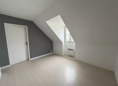 Maison récente 4 chambres avec jardin clos - Photo 2