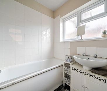 3 bedroom detached house to rent - Photo 6