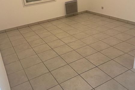 Appartement T3 meublé en dace du tramway - Photo 3