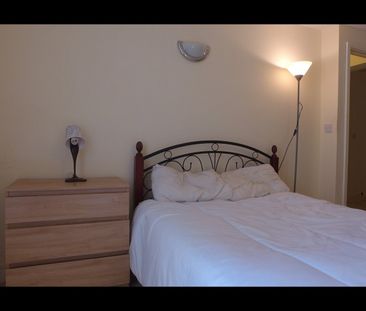 1 Bed Flat, Upper Town Street, LS13 - Photo 3