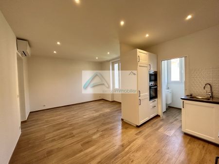 Location Appartement 3 pièces 57m² AJACCIO 20000 - Photo 2
