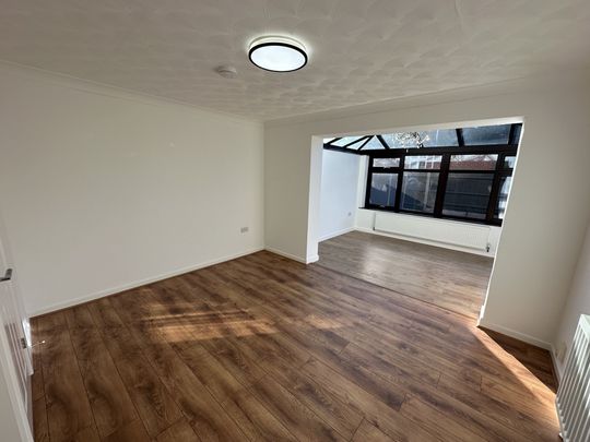 Townlands, Great Yarmouth, Gorleston - Photo 1