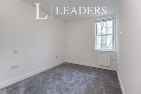 2 bedroom apartment to rent The Montague, 13 Durley Road South, Bournemouth, BH2 - Photo 4