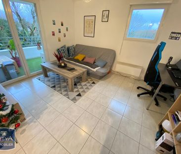Location Appartement 2 pièces 40m² ST MICHEL 16470 - Photo 2