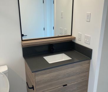 Brooklyn One Bedroom Plus Den - Photo 1