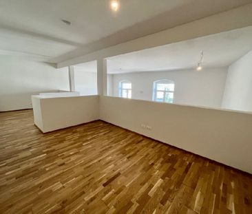 WINTERAKTION – Erster Monat Mietfrei! Geräumige Loft Wohnung - Erst... - Photo 2