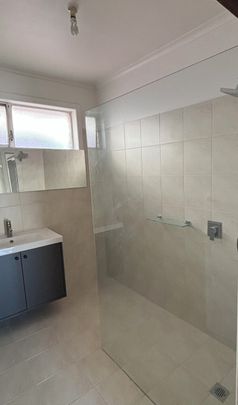 Register to Inspect // Contemporary 3-Bedroom Home with New Kitchen and Bathroom in Yarraville - Photo 1