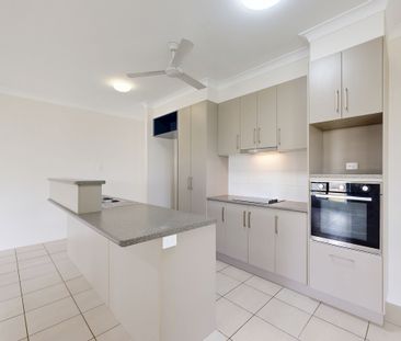 Spacious Family Home in Burdell - Photo 2