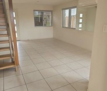 AVAILABLE 24 FEBRUARY ! - Photo 1