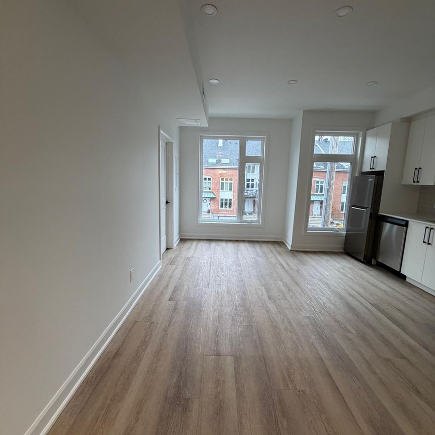 70 Havelock Street - Photo 1