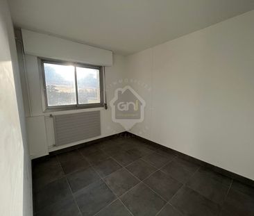 T2 - RES. ROCHEFLEURS, - Photo 3