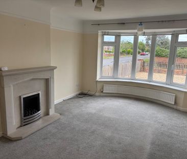 3 bedroom chalet to rent - Photo 1