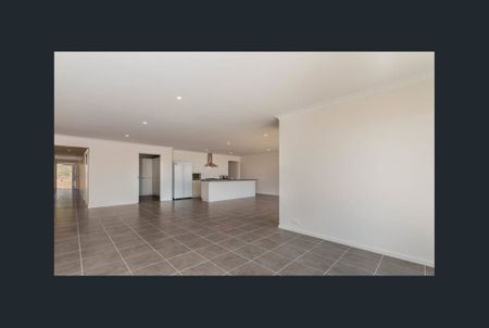 6 Katelyn Court, WAURN PONDS VIC 3216 - Photo 3