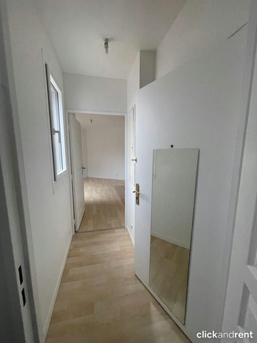 COLOMBES — SUPERBE STUDIO DE 25 M² REFAIT À NEUF — Immeuble récent (2012) Avec Ascenseur - Photo 4