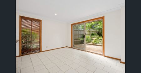 Family-Sized Semi in a Prime Beachside Pocket - Photo 4