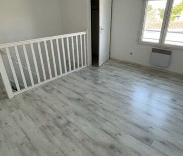 Location Appartement 2 pièces 51m² MONT DE MARSAN 40000 - Photo 2