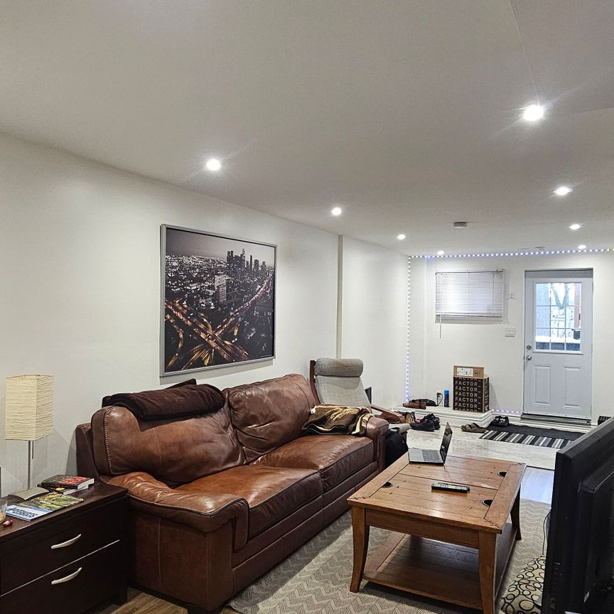 For Lease - 24 Captain Hall Court, Toronto, Ontario - Photo 1