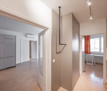 Gut geschnittene 4-Zimmer-Neubauwohnung mit großer Loggia - teilmöb... - Photo 6