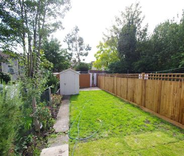 2 bedroom terraced house to rent - Photo 6