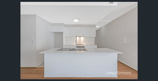 Modern Three Bedroom Unit - Photo 1