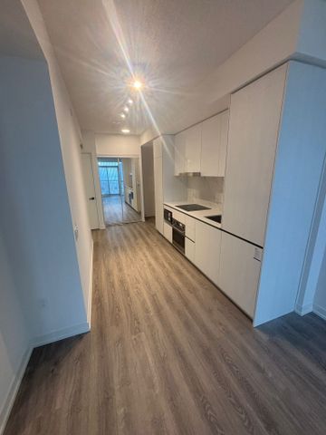 For Lease - 8 Interchange Way Unit# 2807, Vaughan, Ontario - Photo 4