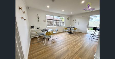 Affordable Living At Your Fingertips - ROOMING HOUSE - Electricity, nbn, water included - Photo 2