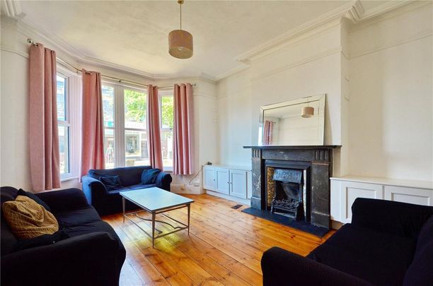 6 bedroom terraced house to rent - Photo 1