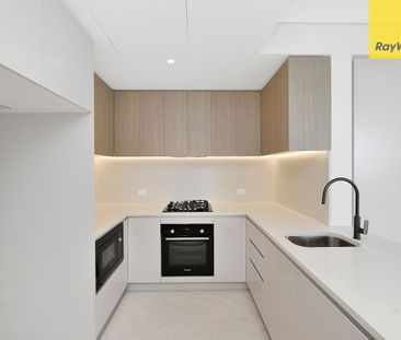 As New 1 Bed + Study with breathtaking water view - Photo 5