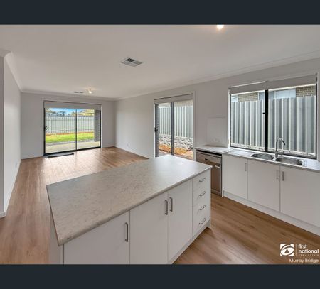 21 Grassmere Dr, Murray Bridge, SA 5253 - Photo 4