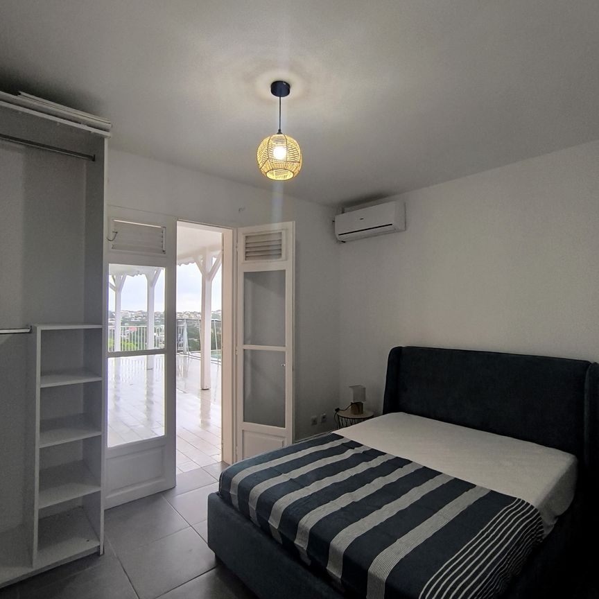 Location Maison 5 pièces 109m² PETIT BOURG 97170 - Photo 1