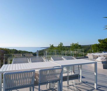 Luxury 4 bedroom Detached House for rent in Calvià, Balearic Islands - Photo 4