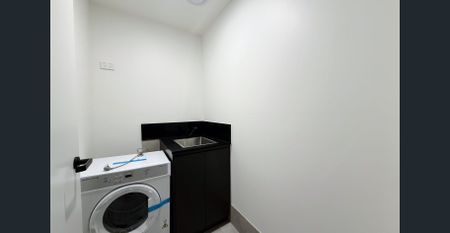 Brand New and Spacious Waterfront three bedrooms | Natural light throughout | Prime location access to everything - Photo 3