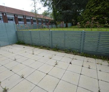2 bedroom ground floor flat to rent - Photo 6
