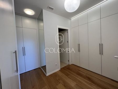 Luxury Apartment for rent in Madrid, Spain - Photo 3