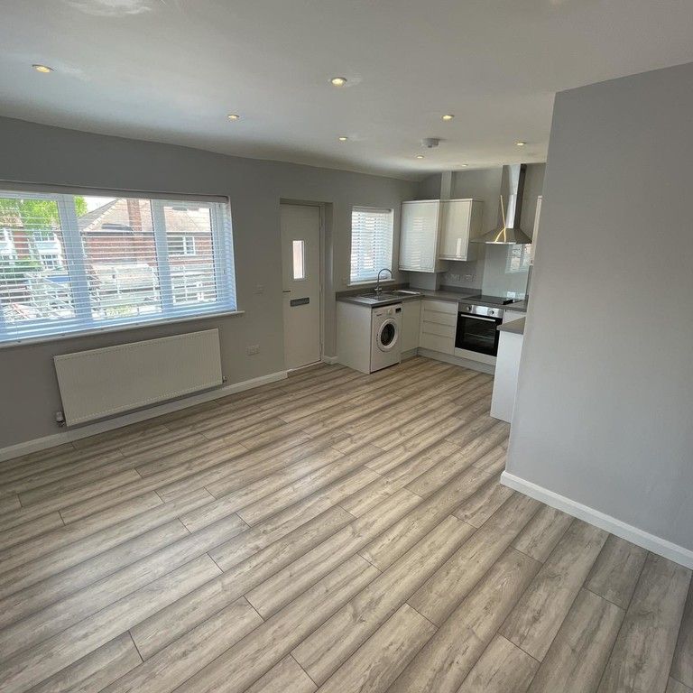 2 bedroom to let - Photo 1