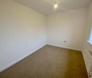 King Street, Glebe Farm, Milton Keyne... - Photo 1