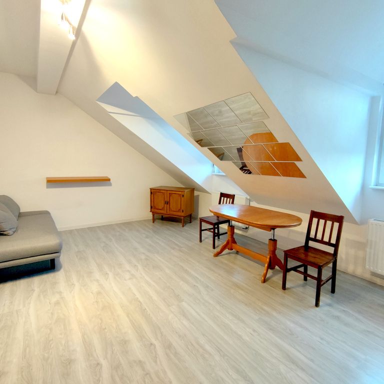 Przestronna kawalerka, osobna kuchnia - Photo 1