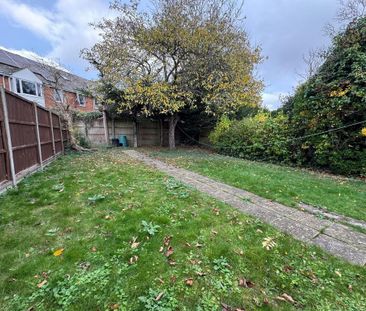 5 bedroom semi-detached house to rent - Photo 5