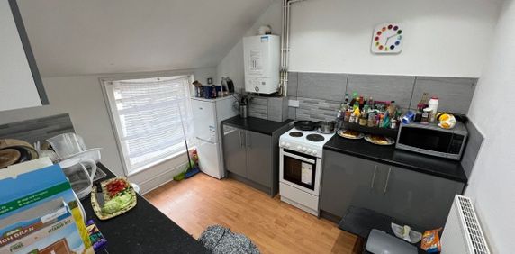 Claude Road - Photo 2