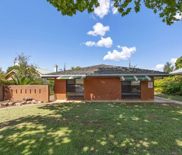 Updated Central Wagga Gem! - Photo 1